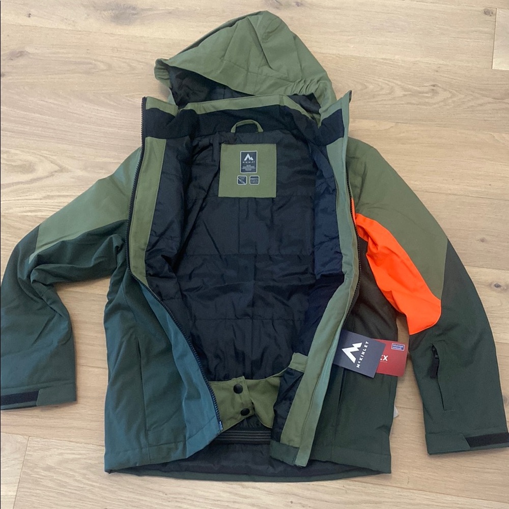 Green and Orange Raincoat with Water-Resistant Material - Picture 3 of 10